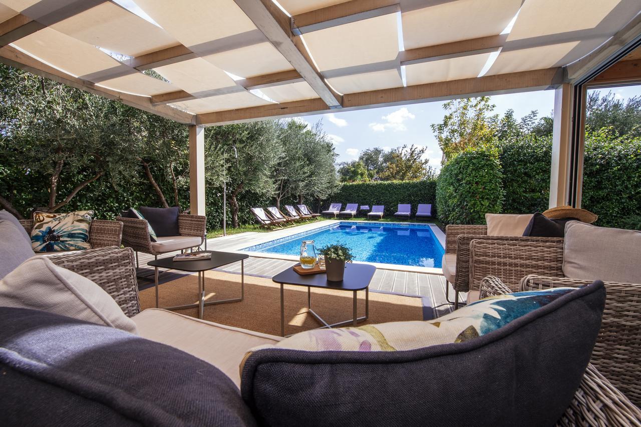 Villa Mirakul Sukosan Phòng bức ảnh