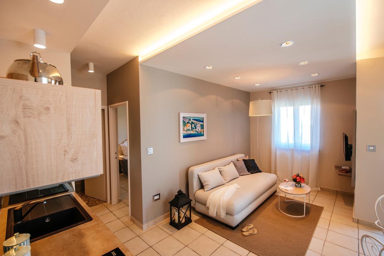 Villa Mirakul Sukosan Ngoại thất bức ảnh