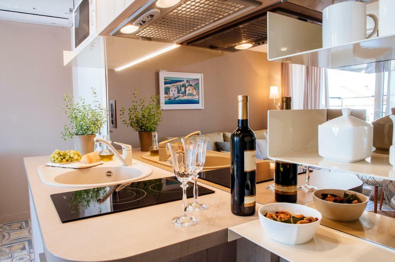 Villa Mirakul Sukosan Ngoại thất bức ảnh