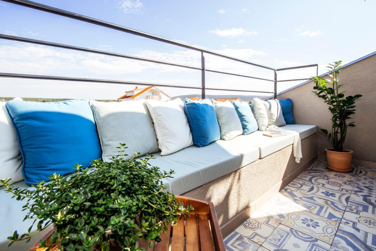 Villa Mirakul Sukosan Phòng bức ảnh